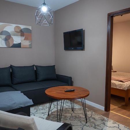 Apartman Rose-2025 Renovated Garden View Poreč Exteriör bild